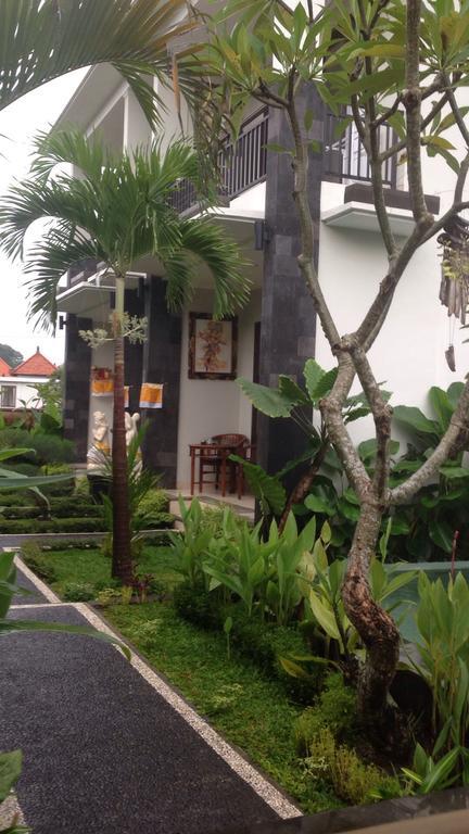 Casa de hóspedes Nugraha 2