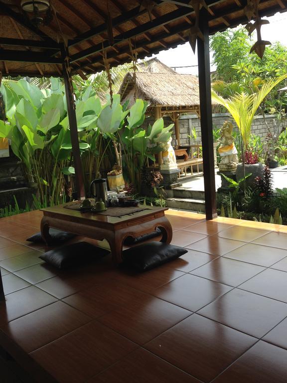 Casa de hóspedes Nugraha 2